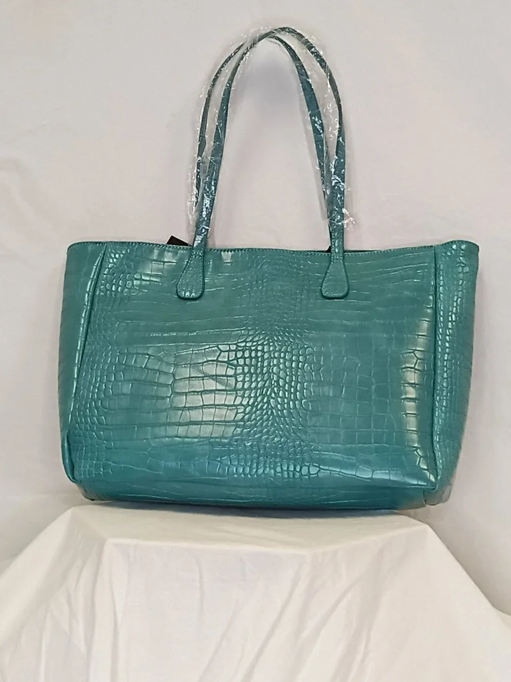 New With Tags Mila K Farrow Collection Tote